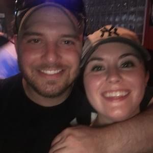 Meet your Posher, Dena